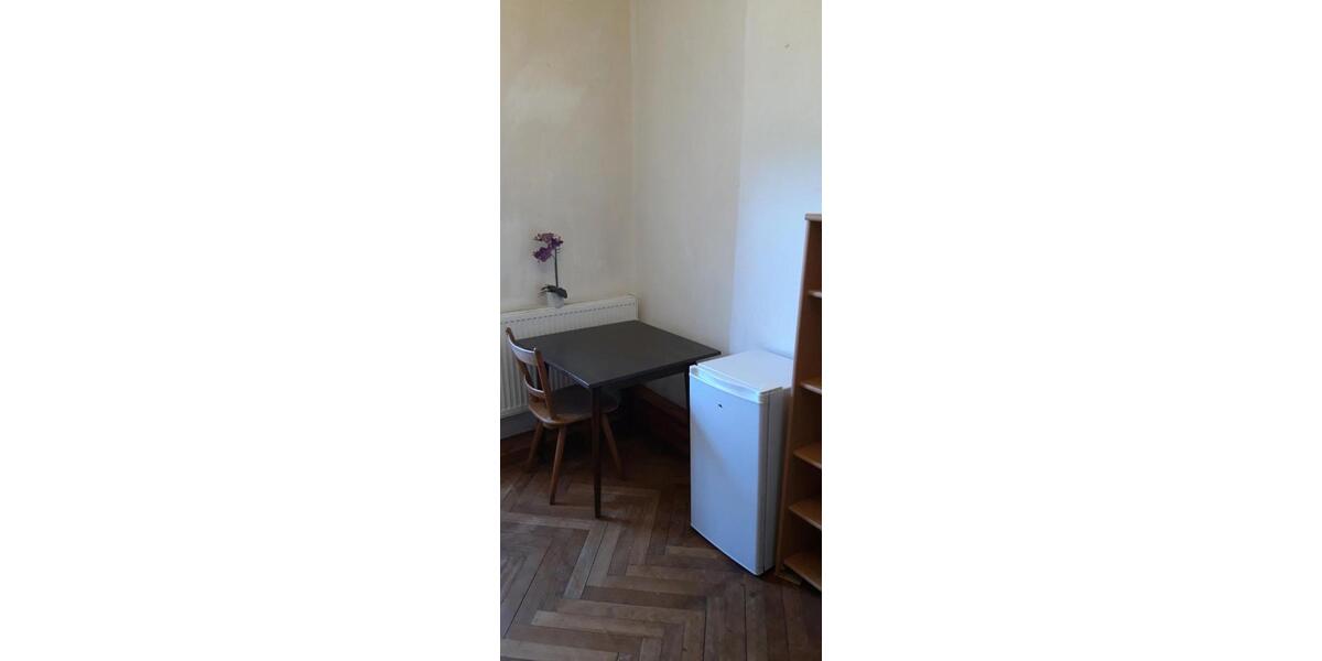 Etagenwohnung Lenting - 8 Zimmer, 180 m&sup2;, 1.980&euro; | Angebot:25168566