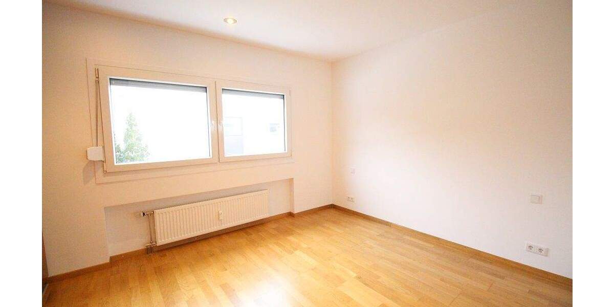 Etagenwohnung Ingolstadt Friedrichshofen - 2 Zimmer, 52 m&sup2;, 225.000&euro; | Angebot:25768789