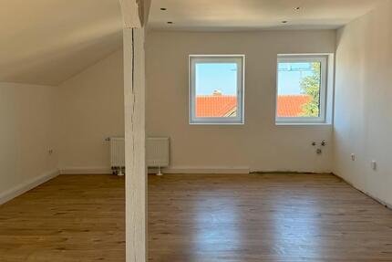 Wohnung Böhmfeld - 3 Zimmer, 85 m&sup2;, 1.150&euro; | Angebot:25218988