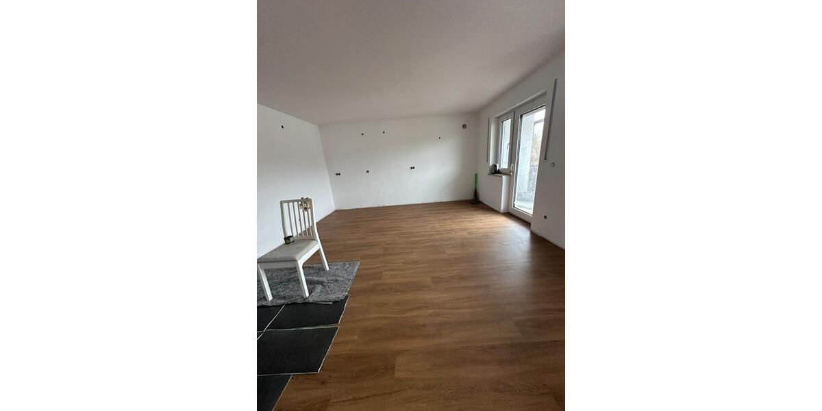 Etagenwohnung Ingolstadt Friedrichshofen-Hollerstauden - 3 Zimmer, 84 m&sup2;, 1.500&euro; | Angebot:25171609