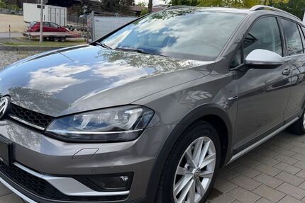 VW Golf 134.200 km 14.990 &euro; Mainburg 84048