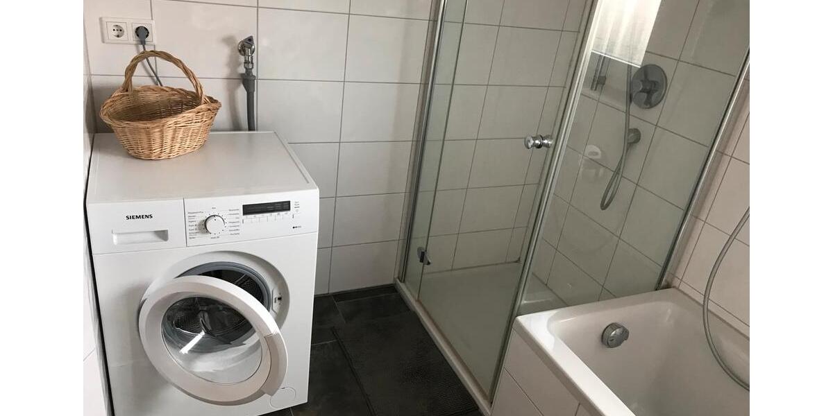 Etagenwohnung Neuburg an der Donau - 2 Zimmer, 72 m&sup2;, 780&euro; | Angebot:25809626