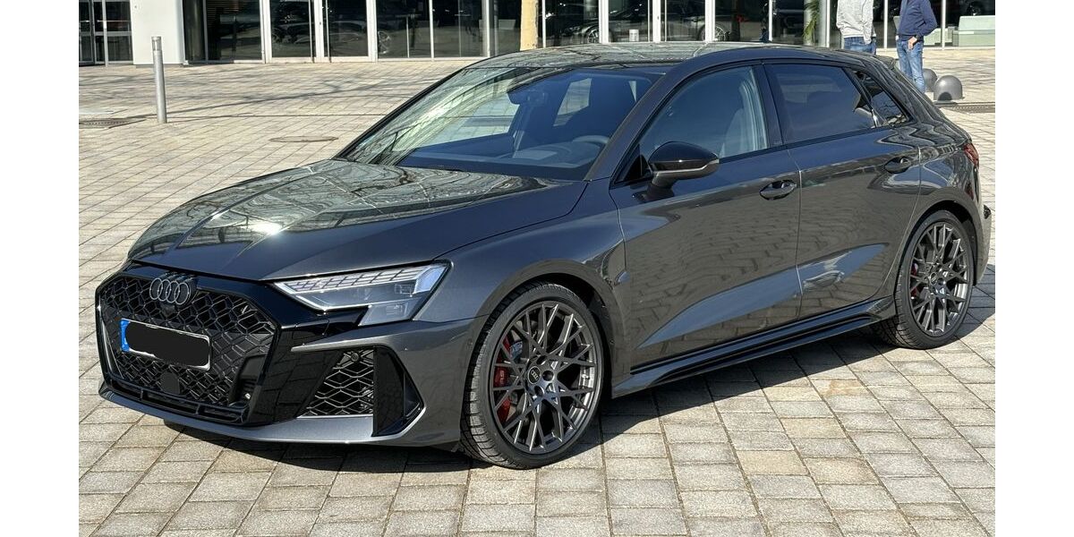 Audi RS3 6.900 km 66.900 &euro; Ingolstadt 85053
