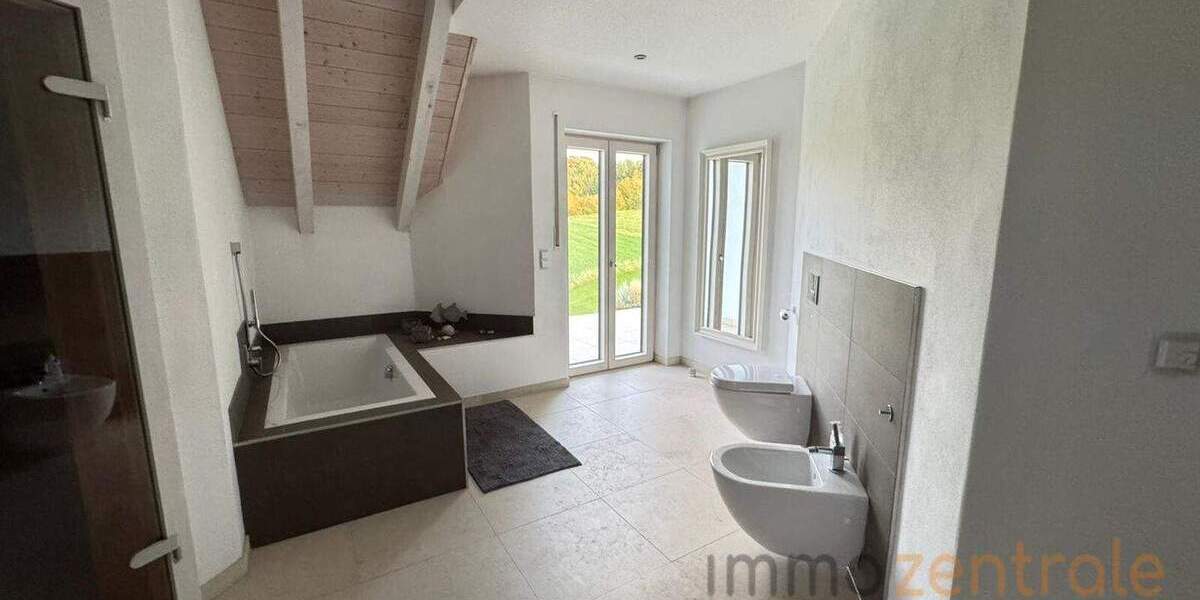 Einfamilienhaus Zandt Zandt - 5 Zimmer, 252 m&sup2;, 850.000&euro; | Angebot:25669194