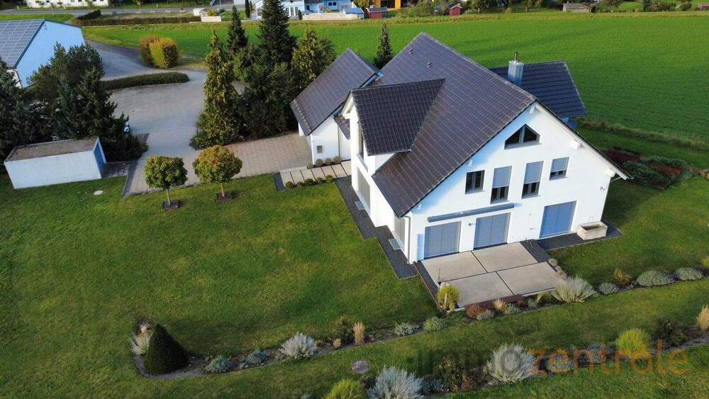 Einfamilienhaus Zandt Zandt - 5 Zimmer, 252 m&sup2;, 850.000&euro; | Angebot:25669194