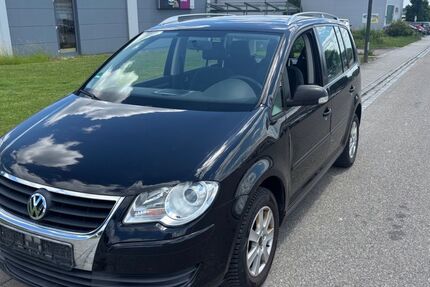 VW Touran 193.900 km 1.699 &euro; stammham 85134