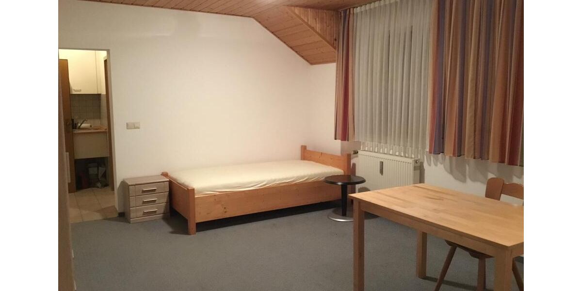 Etagenwohnung Adelschlag - 1 Zimmer, 33 m&sup2;, 400&euro; | Angebot:25922020