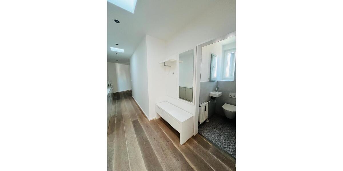 Einfamilienhaus Ingolstadt - 2.5 Zimmer, 114 m&sup2;, 2.300&euro; | Angebot:27593334