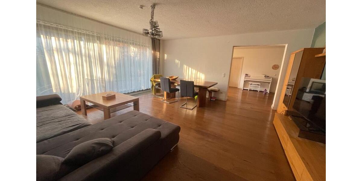 Einfamilienhaus Wettstetten - 10 Zimmer, 245 m&sup2;, 915.000&euro; | Angebot:26305290