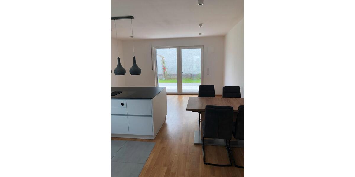 Erdgeschoßwohnung Ingolstadt Nordost - 2 Zimmer, 70 m&sup2;, 1.410&euro; | Angebot:26492866