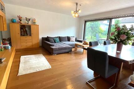 Haus Wettstetten - 10 Zimmer, 245 m&sup2;, 950.000&euro; | Angebot:24640296