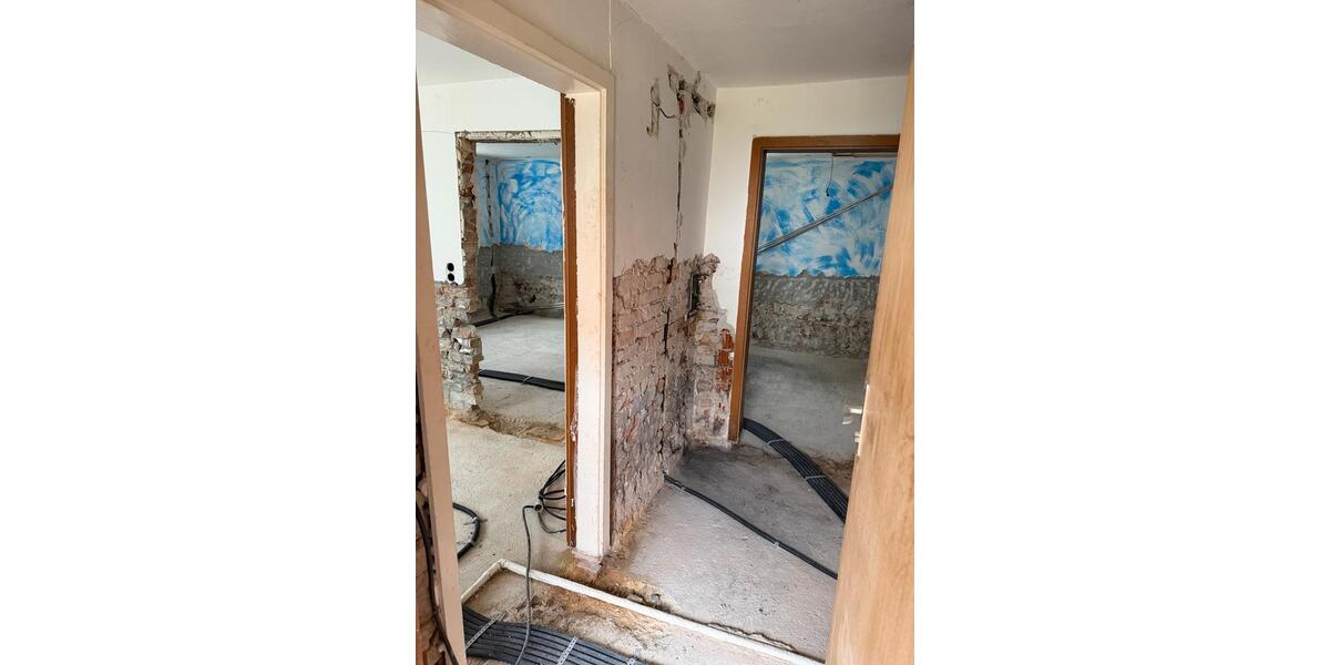 Einfamilienhaus Pförring - 2 Zimmer, 144 m&sup2;, 320.000&euro; | Angebot:25083208