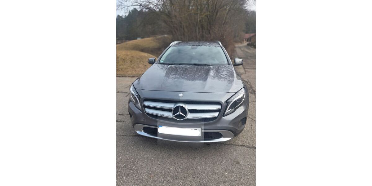 Mercedes-Benz GLA 180 120.000 km 15.600 &euro; Kösching 85092