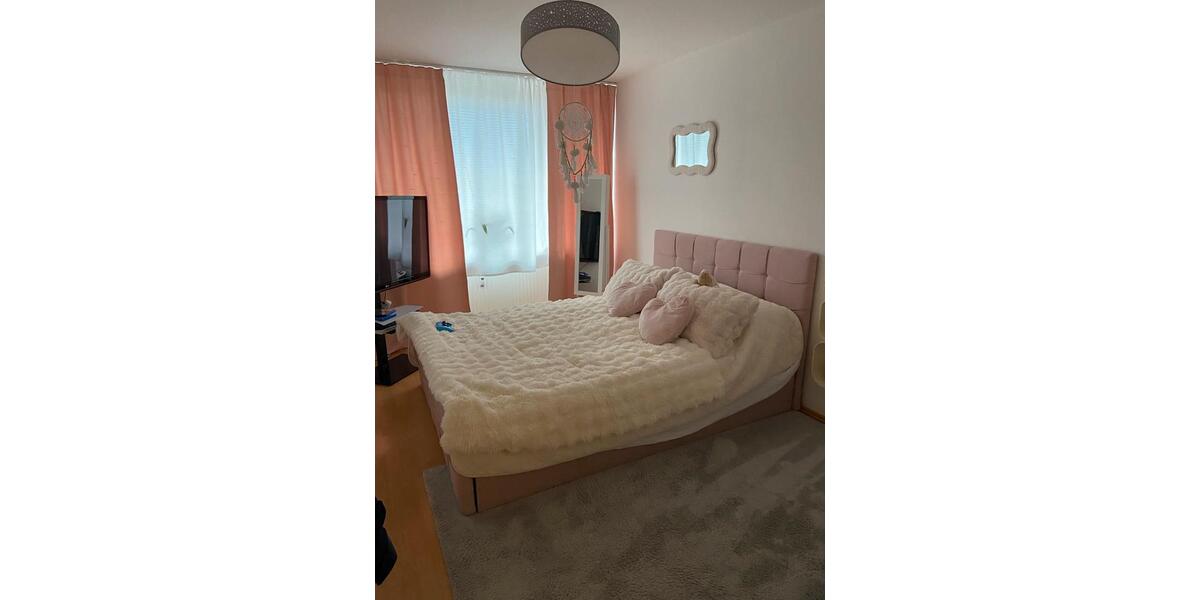 Etagenwohnung Ingolstadt Friedrichshofen-Hollerstauden - 3 Zimmer, 78 m&sup2;, 750&euro; | Angebot:25860475