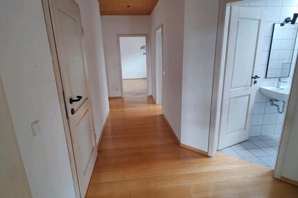 Wohnung Ingolstadt Südost - 3 Zimmer, 100 m&sup2;, 1.350&euro; | Angebot:27607680