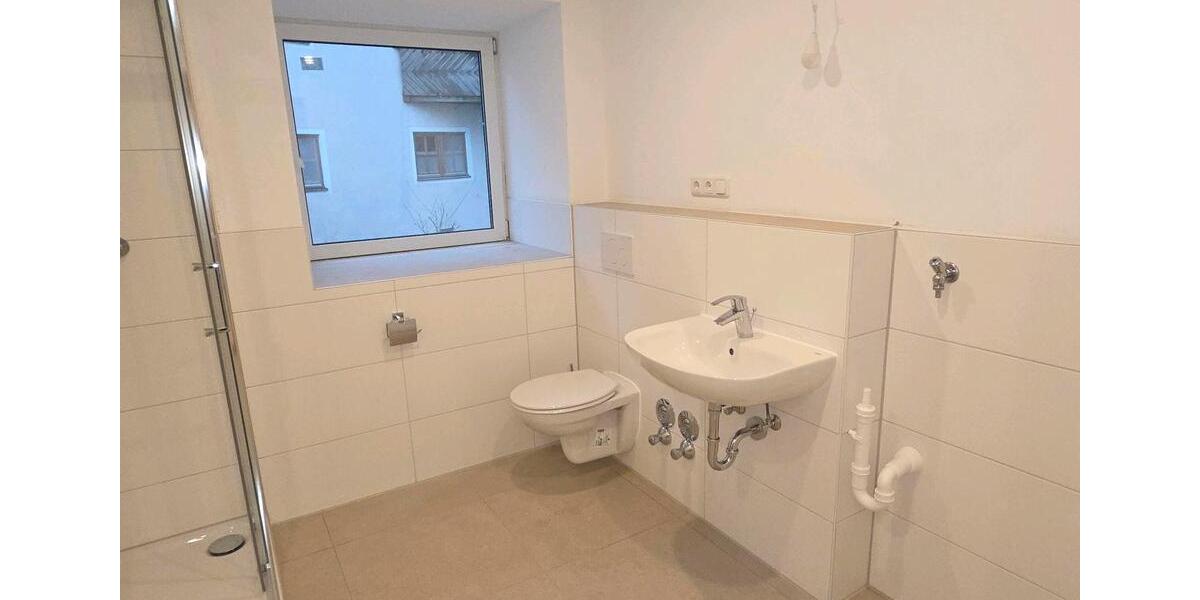 Etagenwohnung Mainburg - 1 Zimmer, 70 m&sup2;, 1.000&euro; | Angebot:25839024