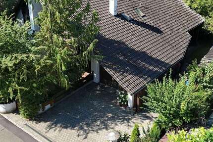 Haus Neuburg - 9 Zimmer, 223 m&sup2;, 735.000&euro; | Angebot:23209809