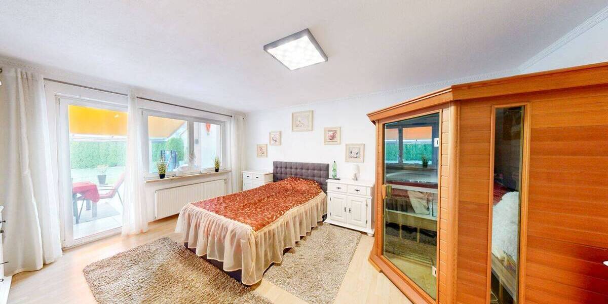 Einfamilienhaus Ingolstadt Ringsee - 8 Zimmer, 318 m&sup2;, 1.190.000&euro; | Angebot:26092993