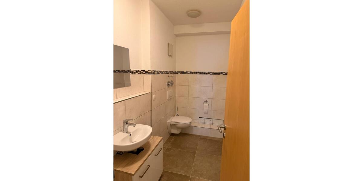 Etagenwohnung Ingolstadt Münchener Straße - 3 Zimmer, 103 m&sup2;, 700&euro; | Angebot:27588699