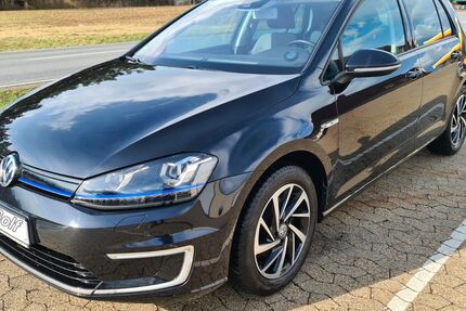 VW Golf 84.500 km 14.000 &euro; Neustadt a.d. Donau 93333