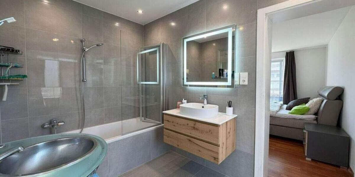 Einfamilienhaus Neuburg an der Donau Neuburg - 5 Zimmer, 198 m&sup2;, 749.900&euro; | Angebot:25652105