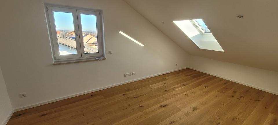 Maisonettenwohnung Hepberg - 5 Zimmer, 121 m&sup2;, 1.660&euro; | Angebot:25420720