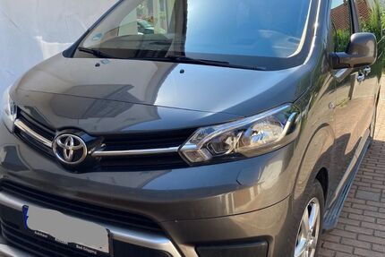 Toyota Proace (Verso) 135.052 km 25.850 &euro; Oberhausen 86697