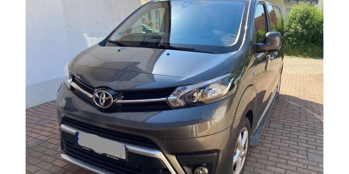 Toyota Proace (Verso) 135.052 km 25.850 &euro; Oberhausen 86697